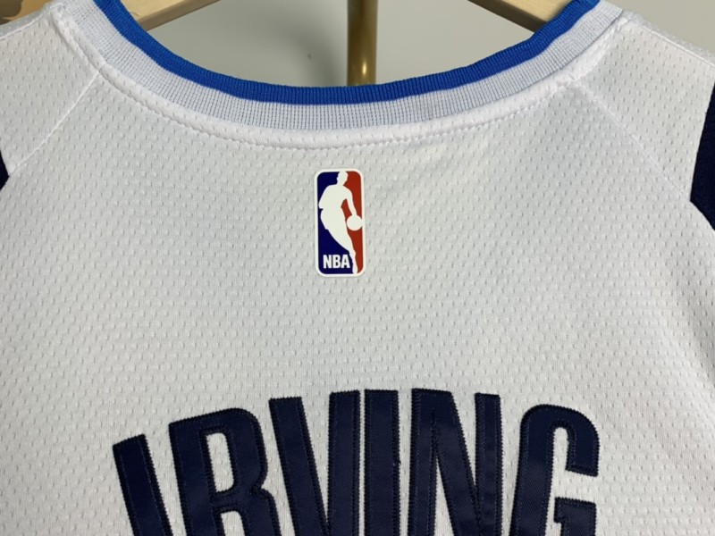 Dallas Mavericks- Kyrie Irving # 2 || Camiseta - Jersey deportivo Nike - Logo NBA - versión blanca - Modo Zapatillas | zapatillas en descuento