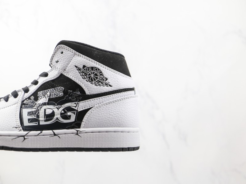 Nike Air Jordan 1 Mid Modelo 208H - Modo Zapatillas | zapatillas en descuento