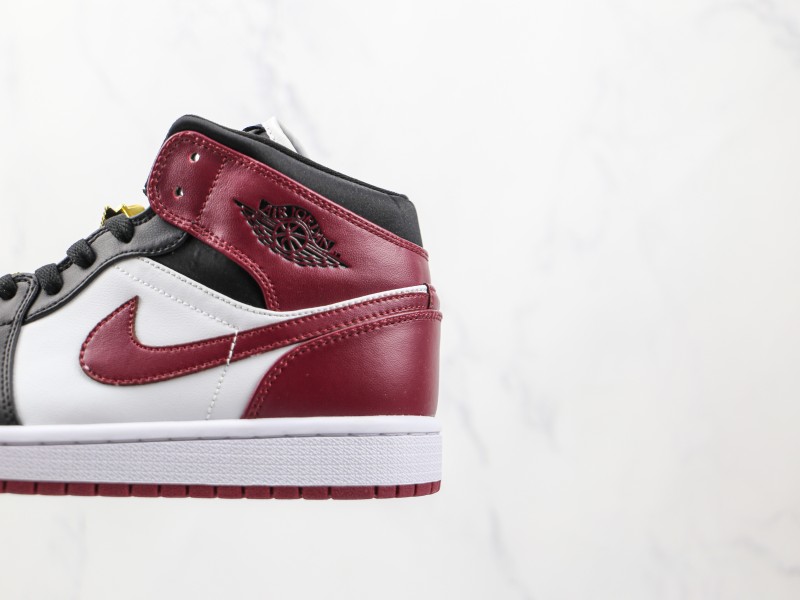 Nike Air Jordan 1 Mid  Modelo 236H - Modo Zapatillas | zapatillas en descuento