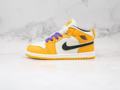 Nike Air Jordan 1 Mid Modelo 124H - Modo Zapatillas | zapatillas en descuento 